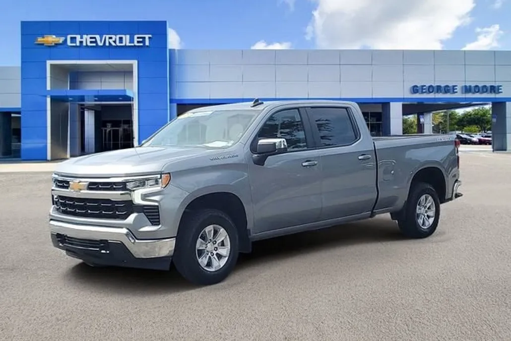 2023 Chevrolet Silverado 1500 LT photo 1