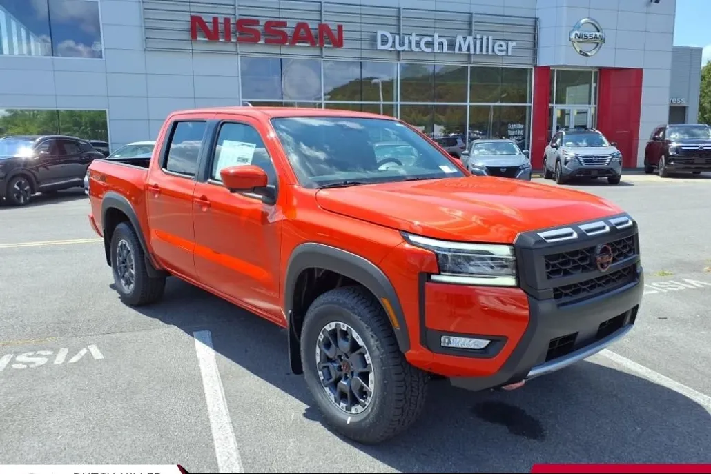 2025 Nissan Frontier PRO-4X photo 1