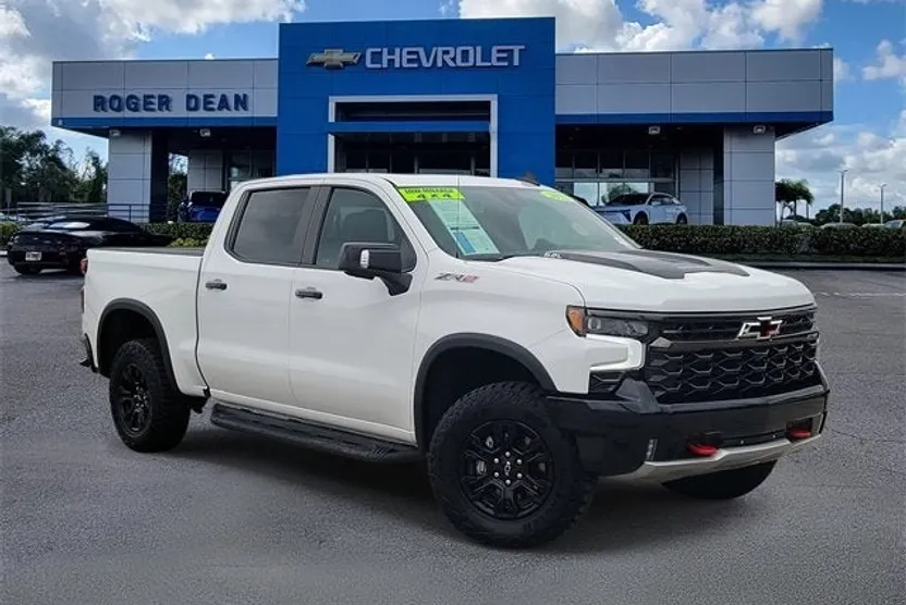 2023 Chevrolet Silverado 1500 ZR2 photo 1