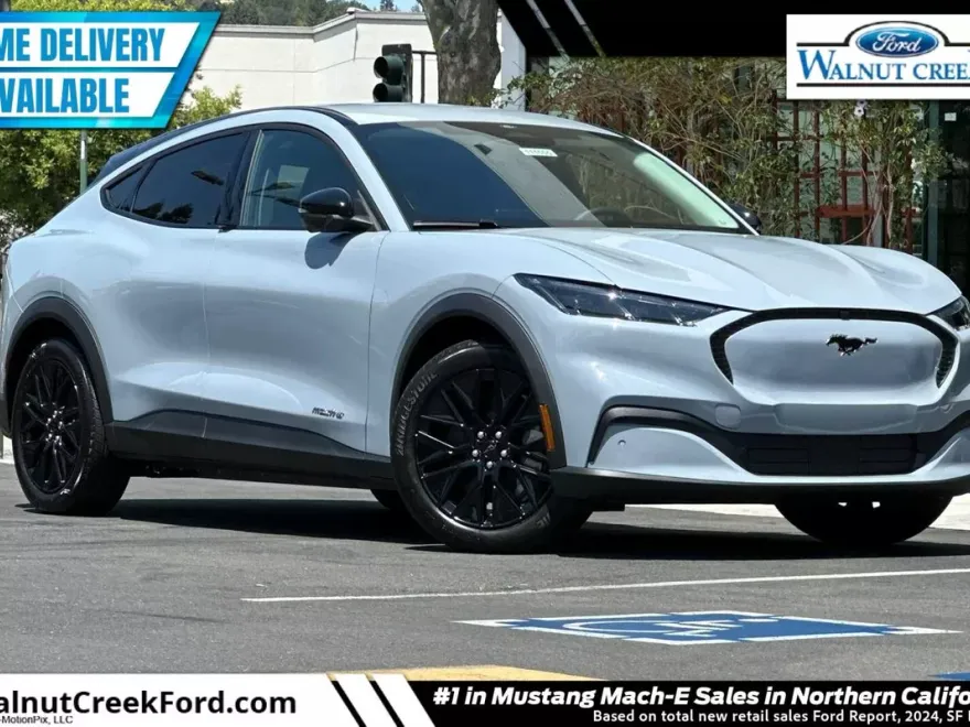 2025 Ford Mustang Mach-E Select photo 1