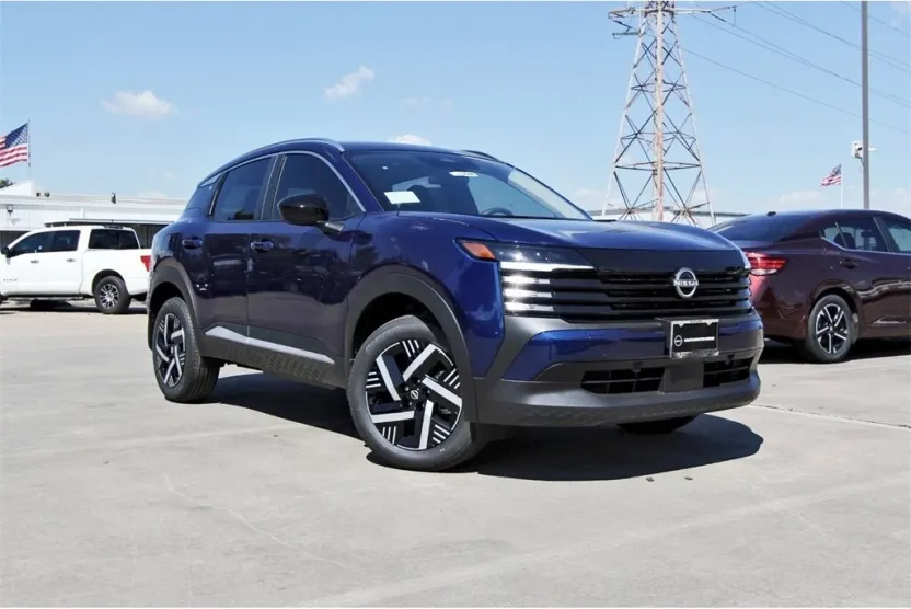 2026 Nissan Kicks SV photo 1