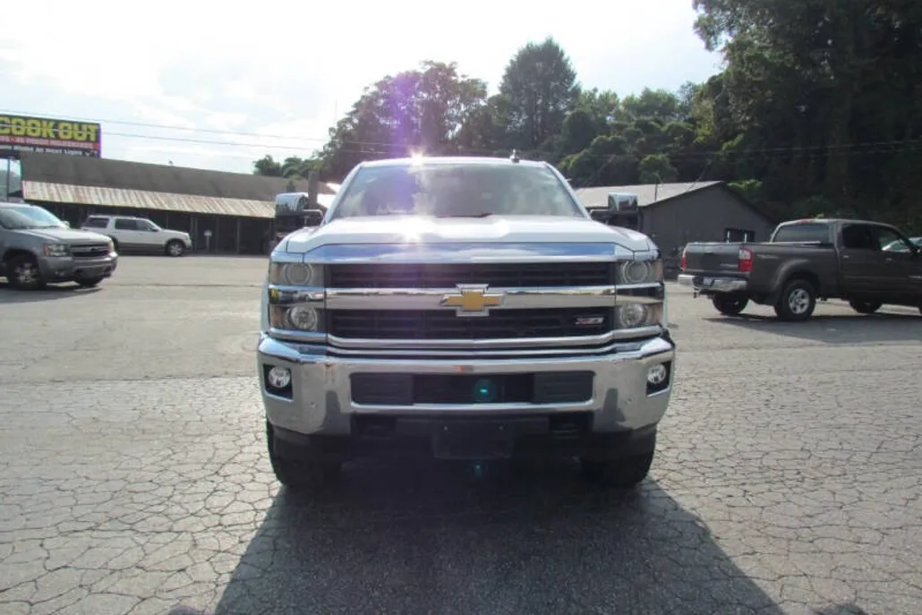 2016 Chevrolet Silverado 2500HD LTZ photo 1
