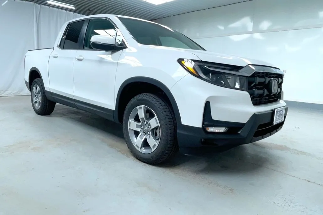 2025 Honda Ridgeline RTL photo 1