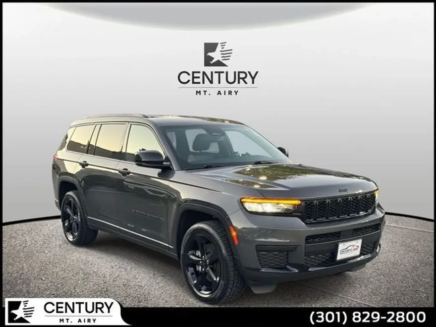 2022 Jeep Grand Cherokee Altitude photo 1