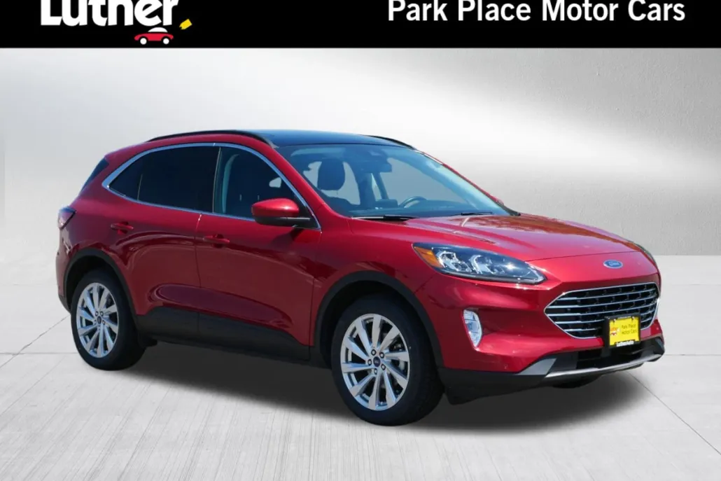 2021 Ford Escape Titanium photo 1