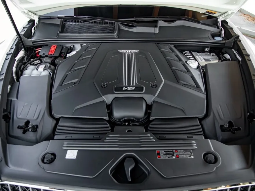 2024 Bentley Bentayga EWB Base photo 29