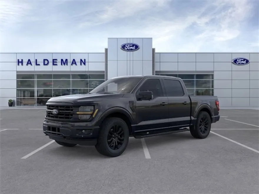 2025 Ford F-150 XLT photo 1