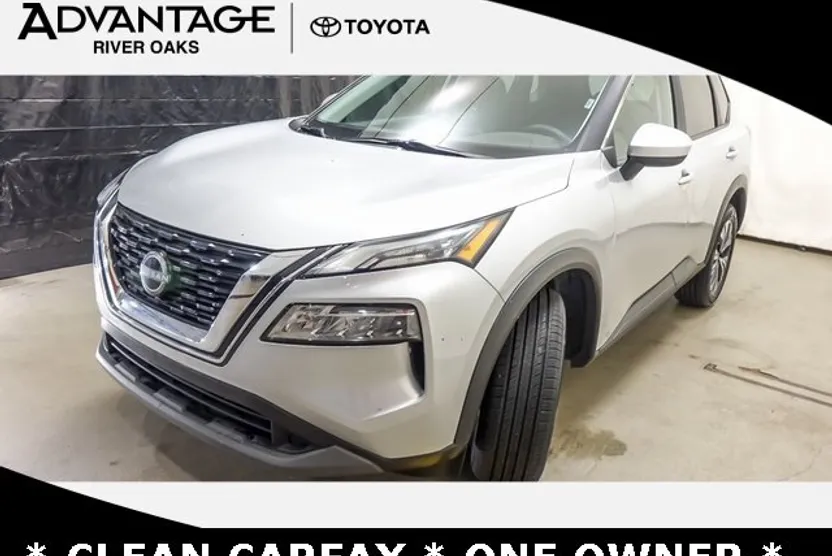 2023 Nissan Rogue SV photo 1