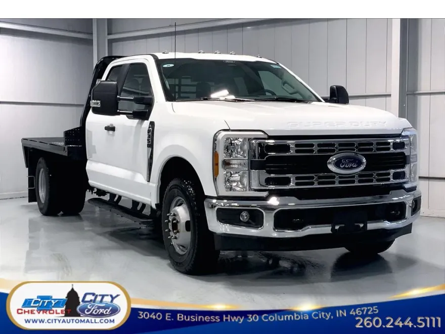2024 Ford F-350 XL photo 1