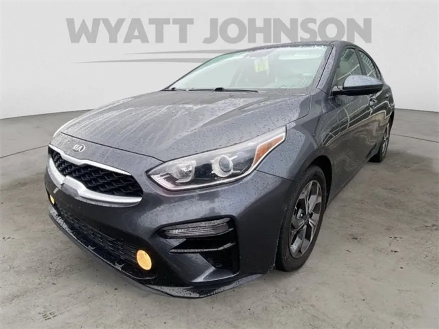 2021 Kia Forte LXS photo 1