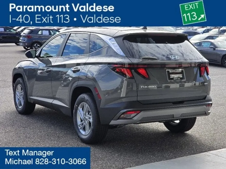 2026 Hyundai Tucson SE photo 1