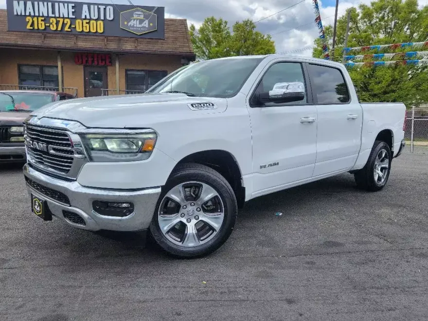2023 Ram 1500 Laramie photo 1