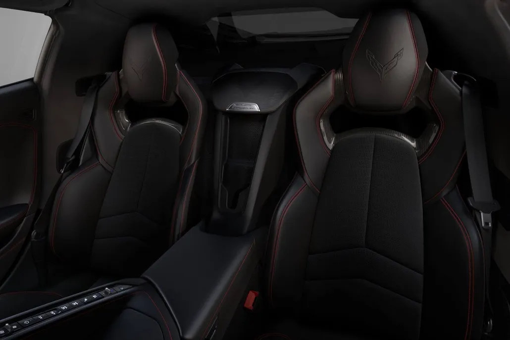 2025 Chevrolet Corvette Stingray 3LT photo 1