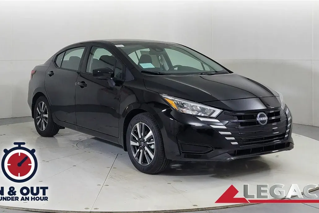 2025 Nissan Versa SV photo 1