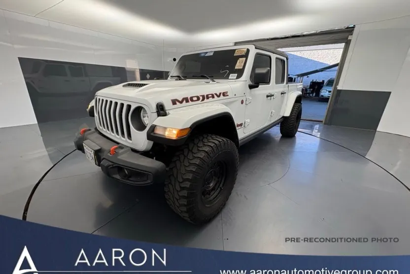 2023 Jeep Gladiator Mojave photo 1
