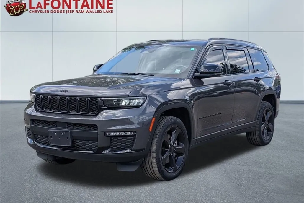 2022 Jeep Grand Cherokee Limited photo 1