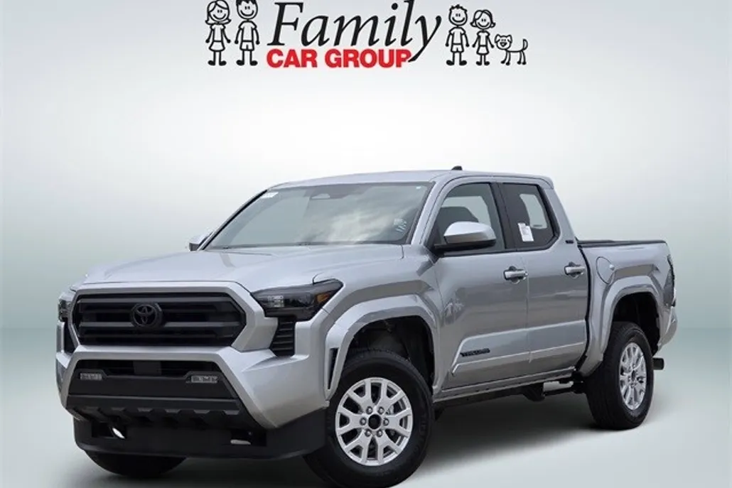 2024 Toyota Tacoma SR5 photo 1