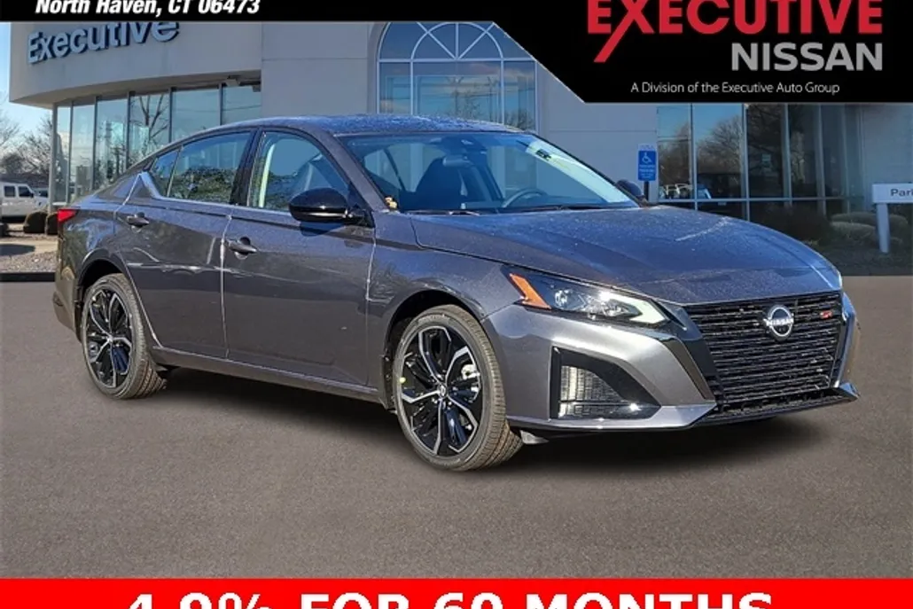 2025 Nissan Altima SR photo 1
