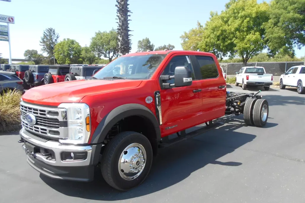 2024 Ford F-550 XL photo 1