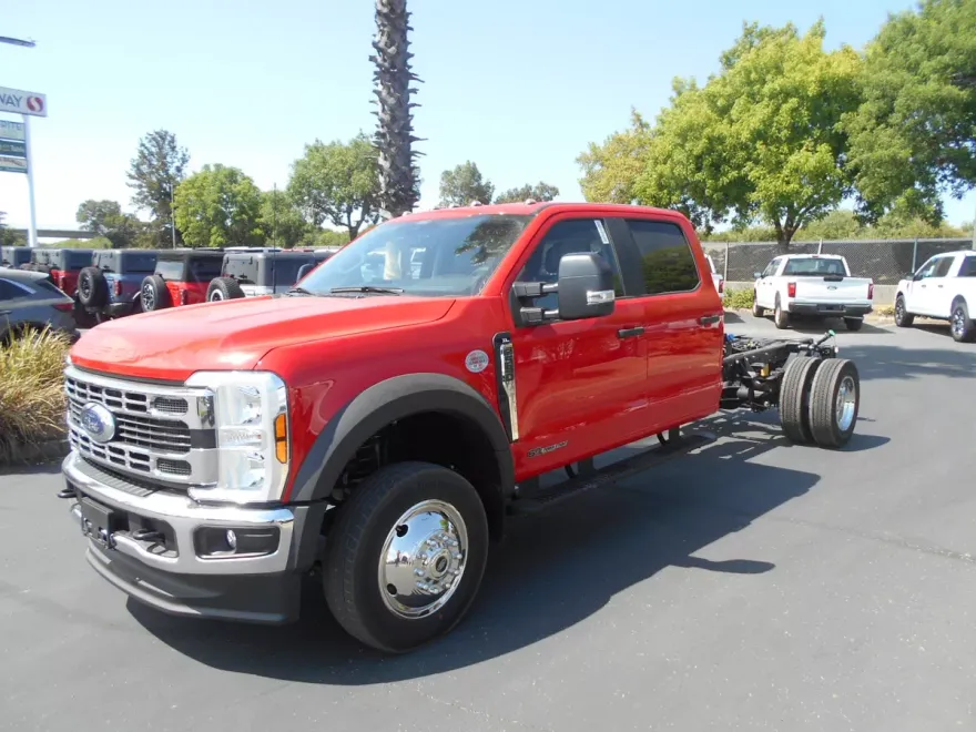 2024 Ford F-550 XL photo 1