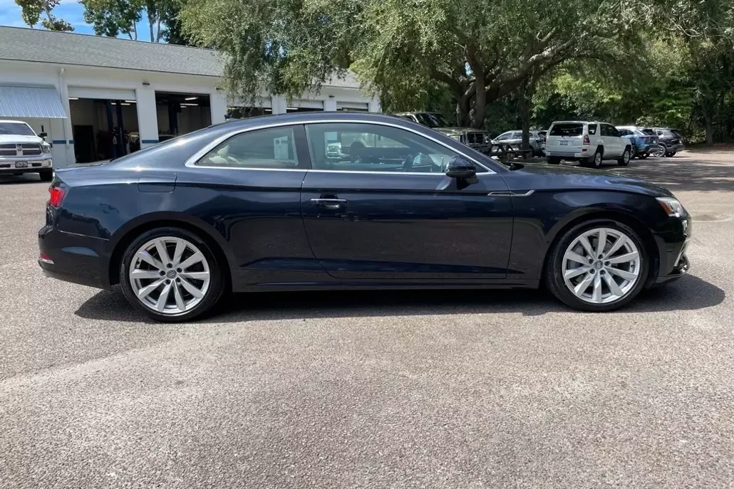 2018 Audi A5 Premium Plus Quattro photo 1