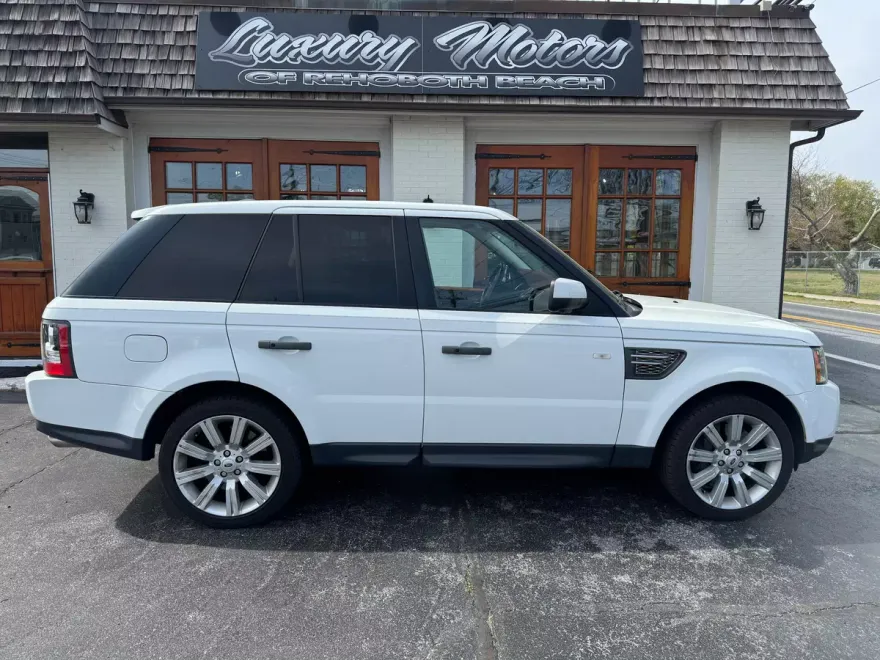 2011 Land Rover Range Rover Sport SuperCharged photo 1