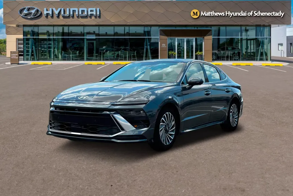 2025 Hyundai Sonata Hybrid Limited photo 1