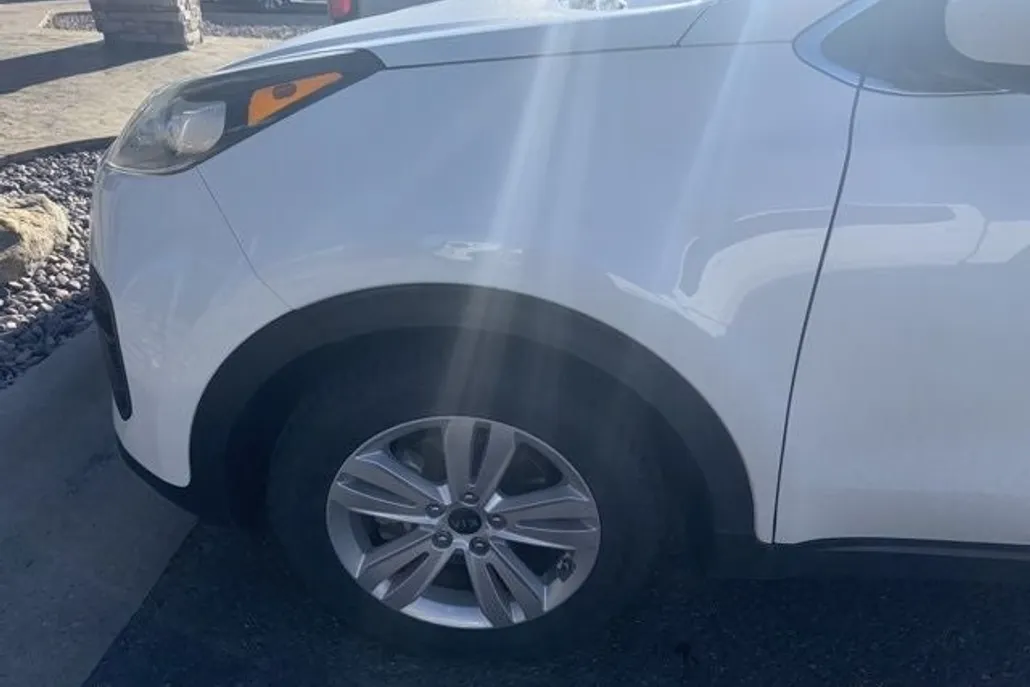 2017 Kia Sportage LX photo 1