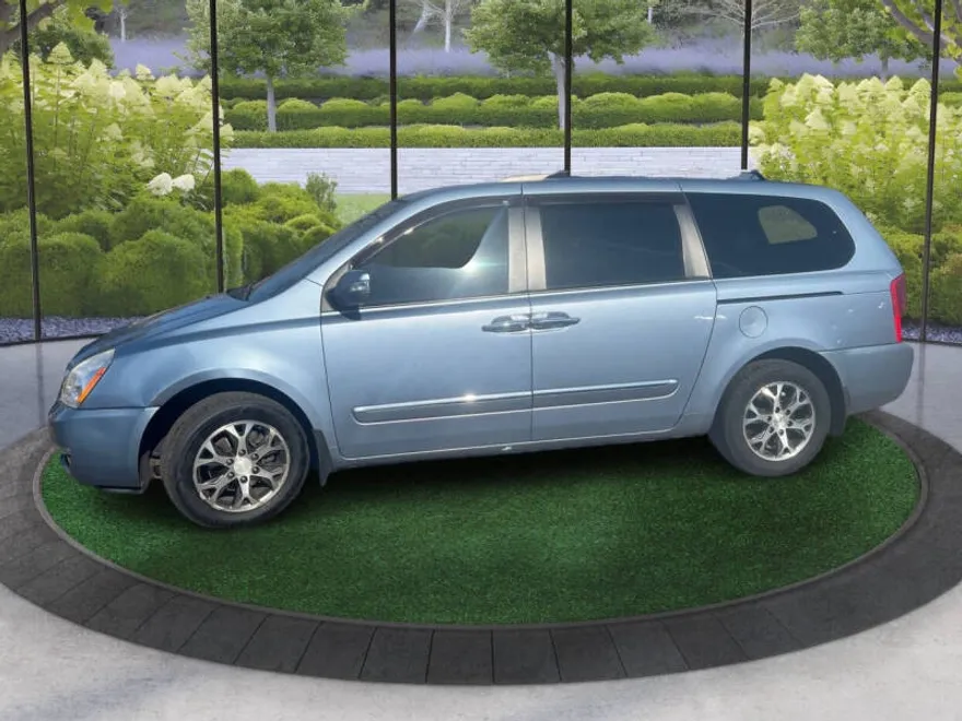 2014 Kia Sedona EX photo 1