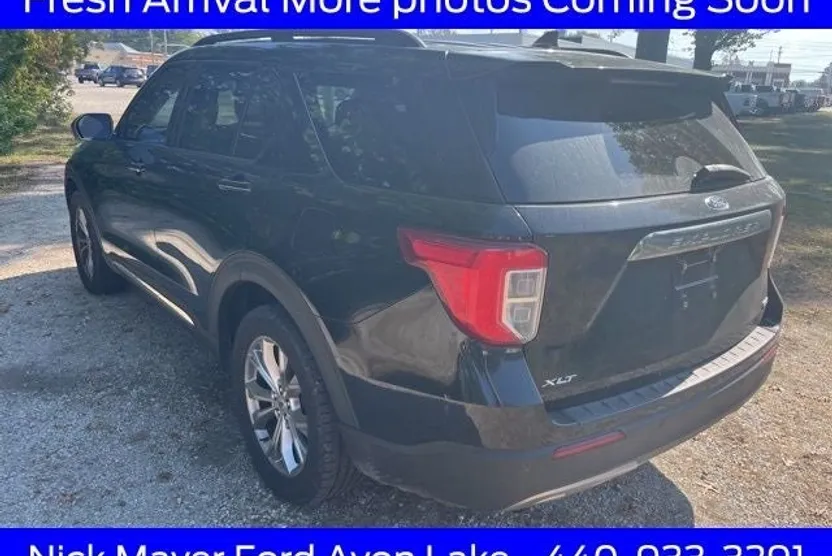 2020 Ford Explorer XLT photo 1