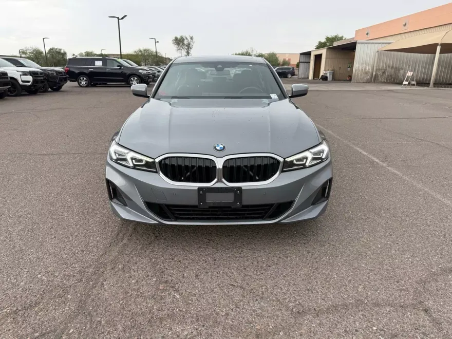 2024 Bmw 330i photo 1