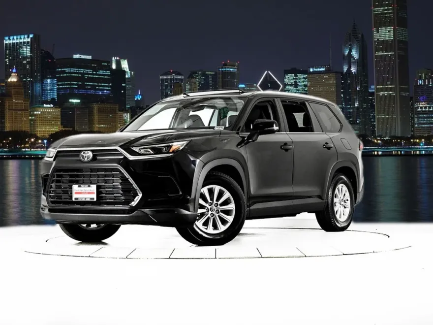 2024 Toyota Grand Highlander XLE photo 1