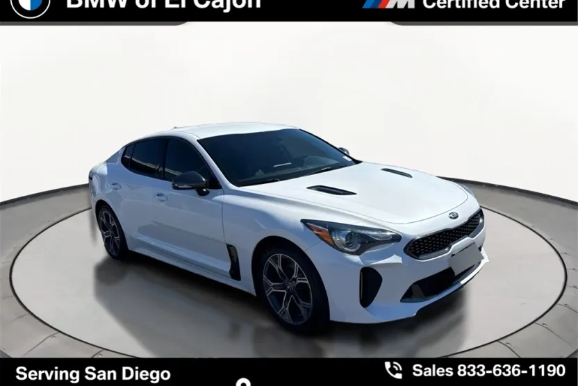 2020 Kia Stinger GT-Line photo 1