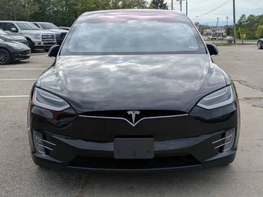 2018 Tesla Model X 75D photo 1