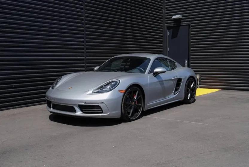 2024 Porsche Cayman S photo 1