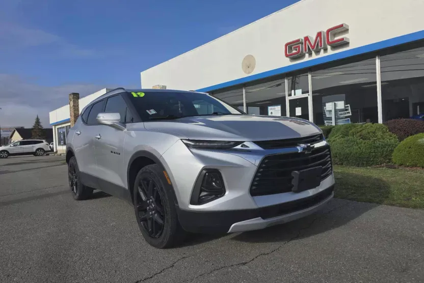 2019 Chevrolet Blazer 2LT photo 1
