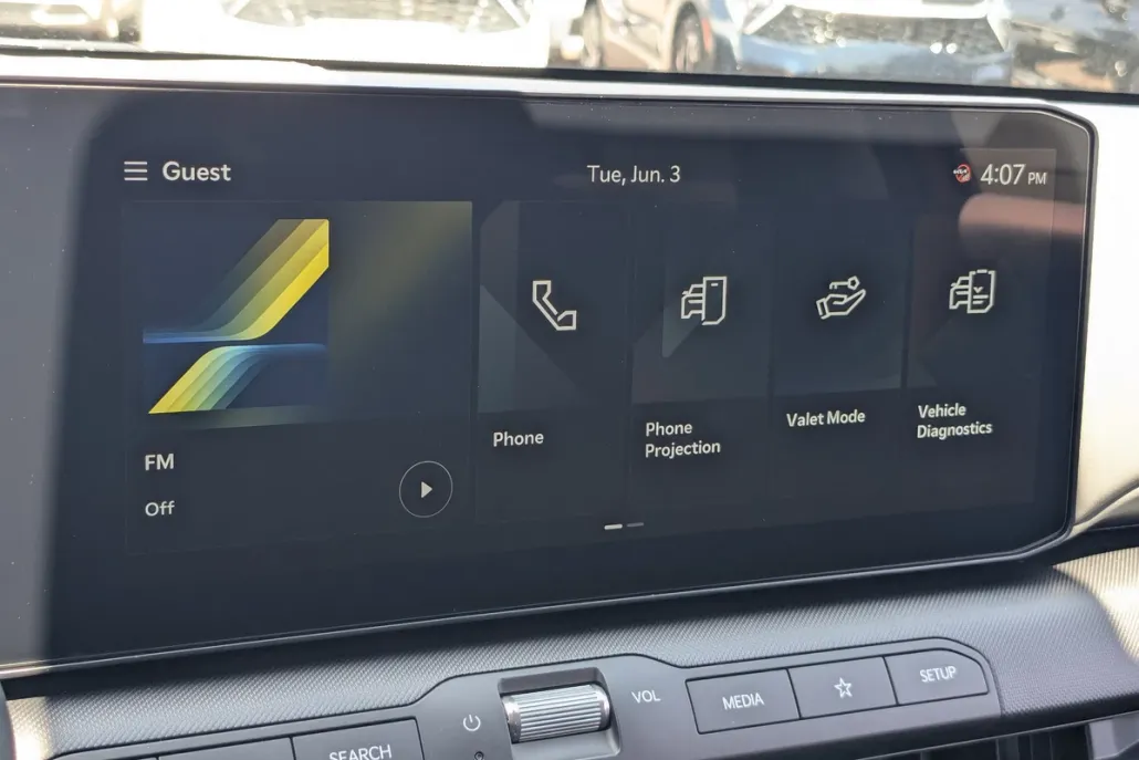 2025 Kia K4 LXS photo 1