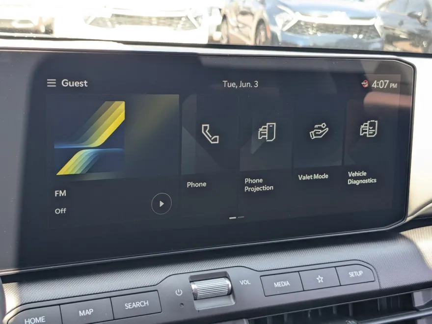 2025 Kia K4 LXS photo 1