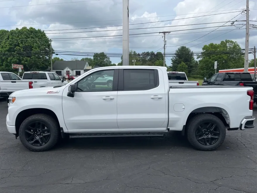 2025 Chevrolet Silverado 1500 RST photo 1