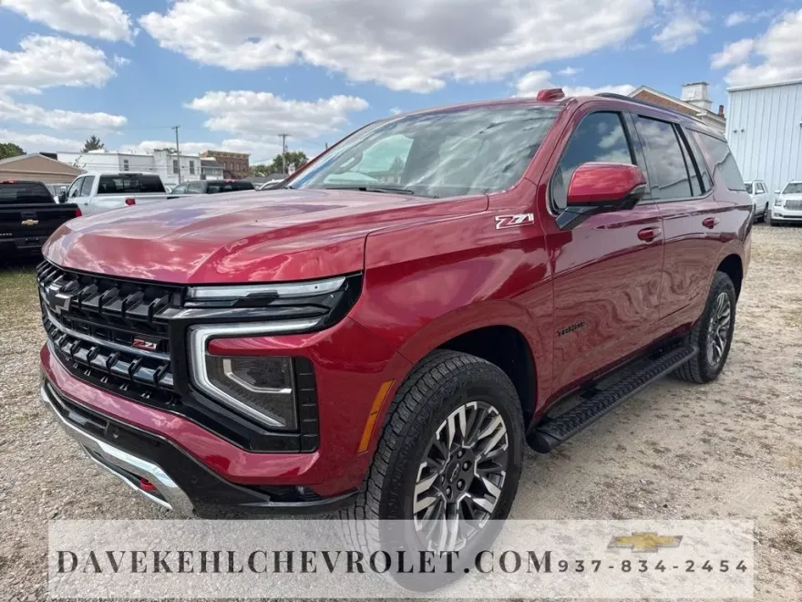 2025 Chevrolet Tahoe Z71 photo 1