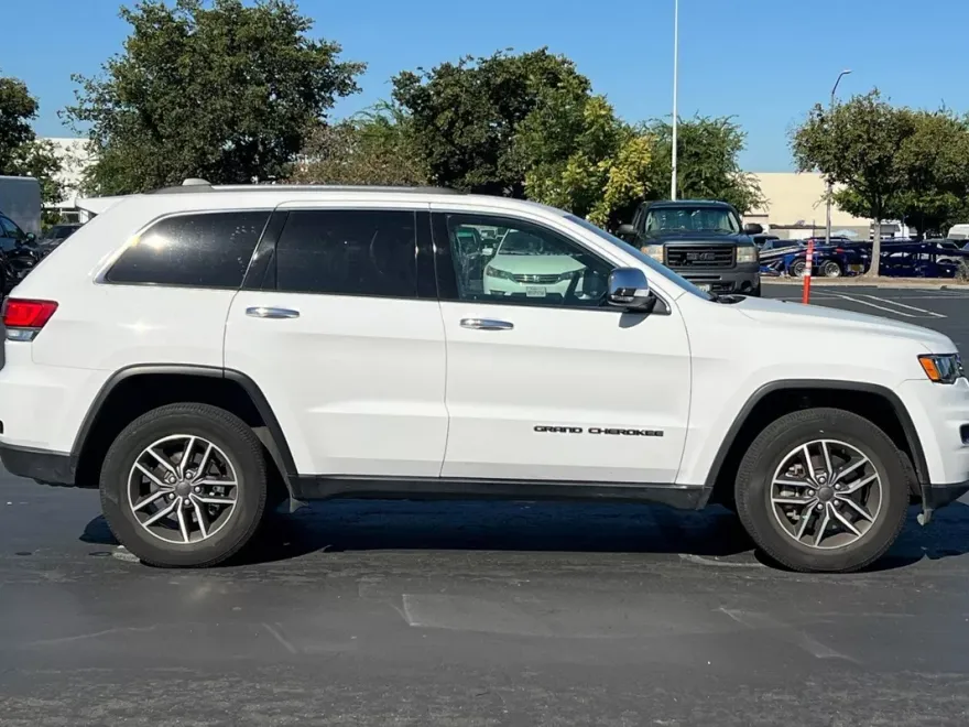 2021 Jeep Grand Cherokee Limited photo 1