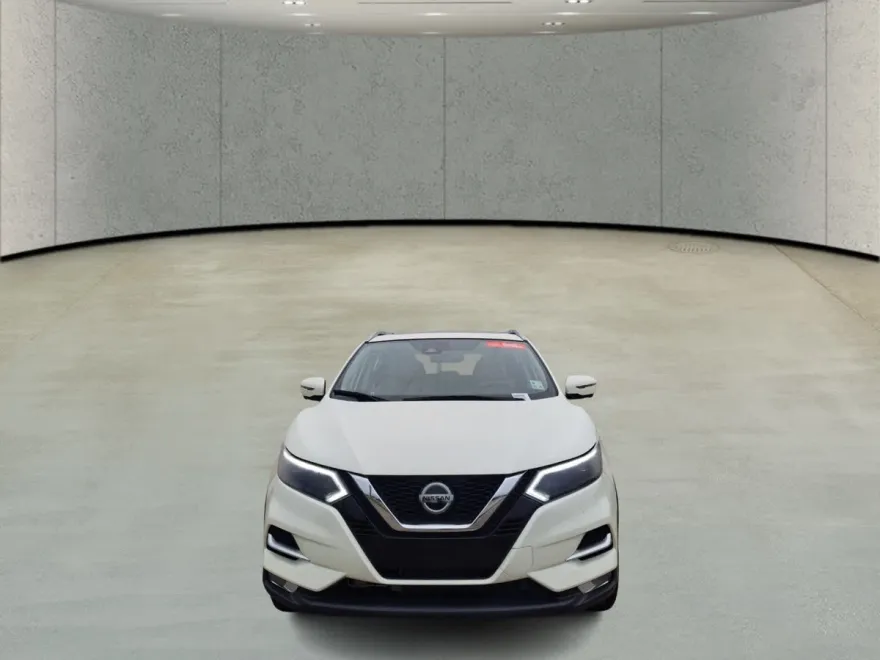 2021 Nissan Rogue Sport SL photo 1