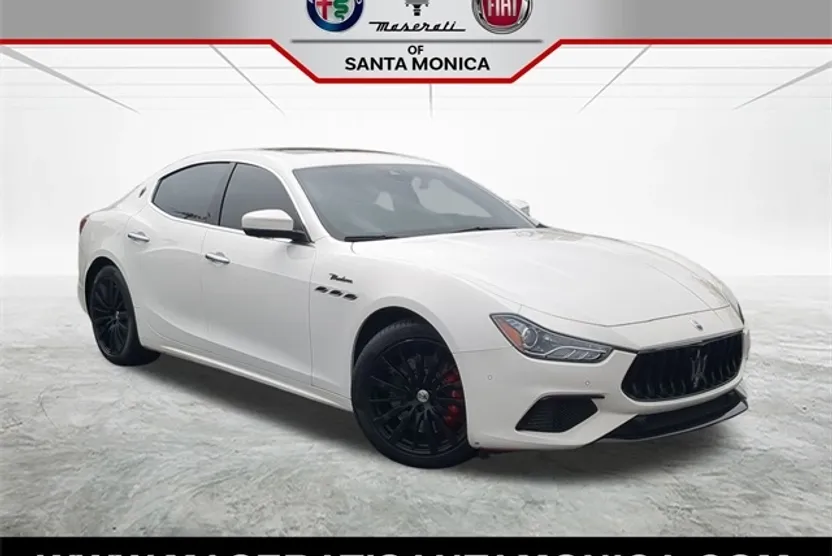 2022 Maserati Ghibli Modena photo 1