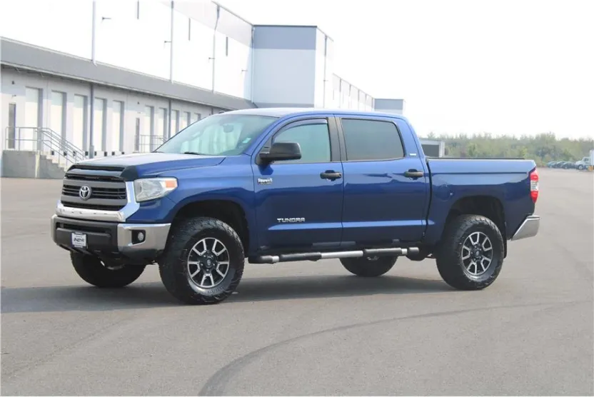 2014 Toyota Tundra SR5 photo 1