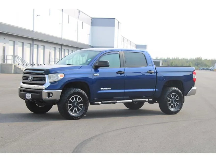2014 Toyota Tundra SR5 photo 1