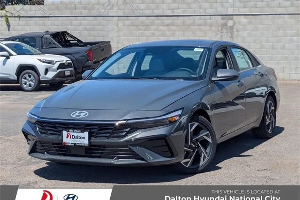 2025 Hyundai Elantra Hybrid Limited photo 1