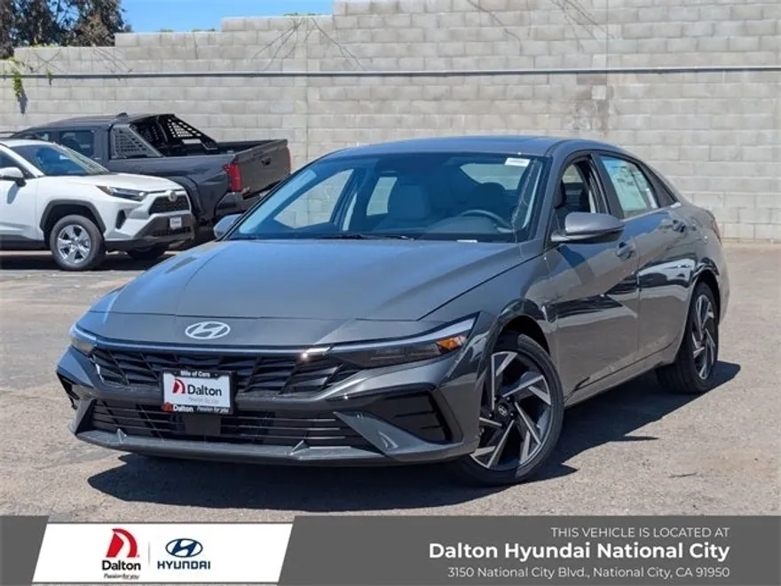 2025 Hyundai Elantra Hybrid Limited photo 1