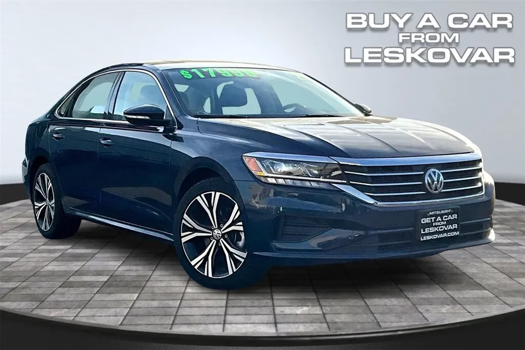 2022 Volkswagen Passat 2.0T SE photo 1