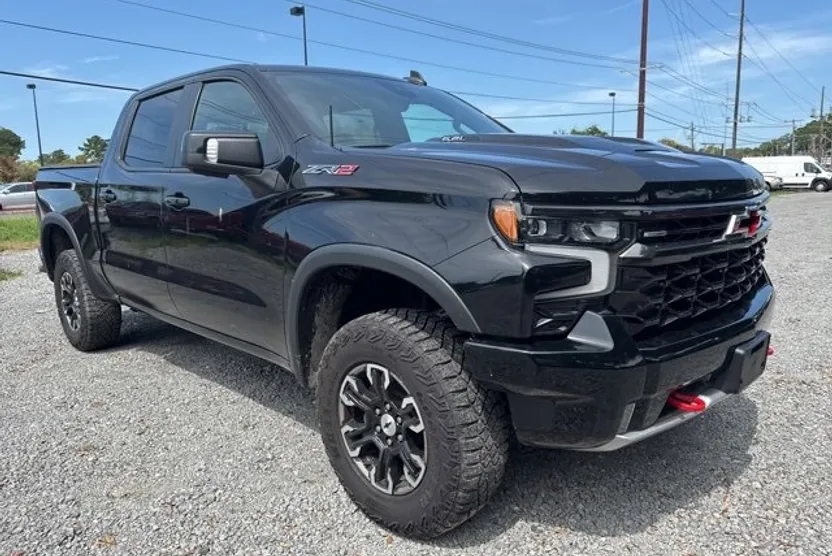 2024 Chevrolet Silverado 1500 ZR2 photo 1