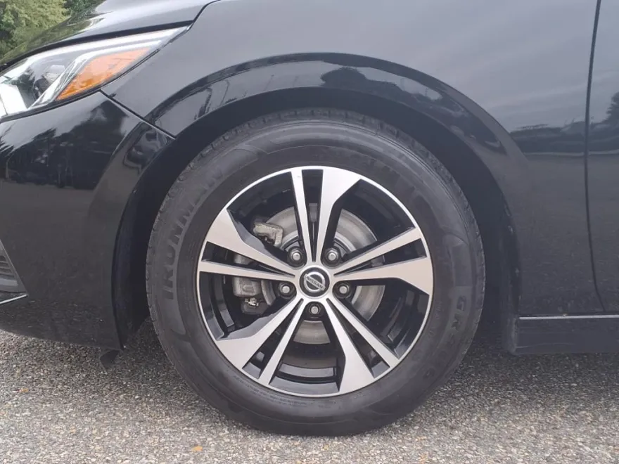 2023 Nissan Sentra SV photo 1